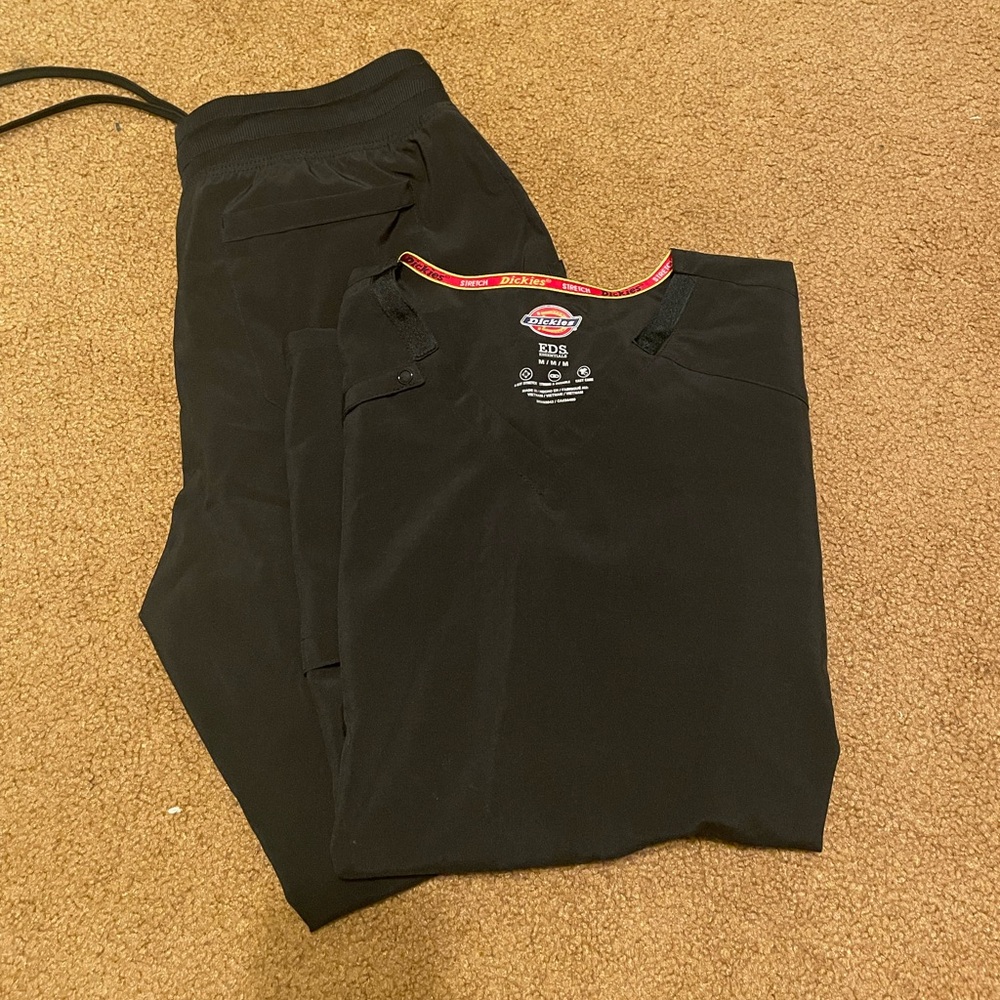 Dickeys jogger set